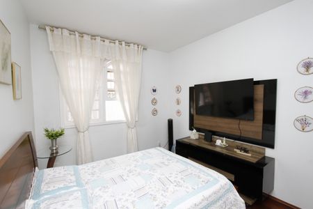 Casa à venda com 220m², 3 quartos e 1 vagaQuarto 1