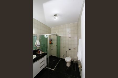 Casa à venda com 220m², 3 quartos e 1 vagaBanheiro da Suíte