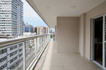 Apartamento para alugar com 105m², 2 quartos e 2 vagas Apartamento para alugar com 105m², 2 quartos e 2 vagasÁrea comum - Salão de festas