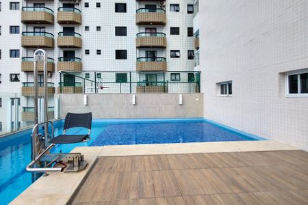 Apartamento para alugar com 105m², 2 quartos e 2 vagas Apartamento para alugar com 105m², 2 quartos e 2 vagasÁrea comum - Piscina