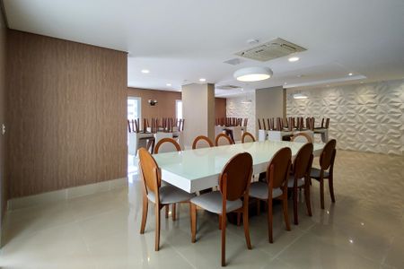 Apartamento para alugar com 105m², 2 quartos e 2 vagas Apartamento para alugar com 105m², 2 quartos e 2 vagasÁrea comum - Salão de festas