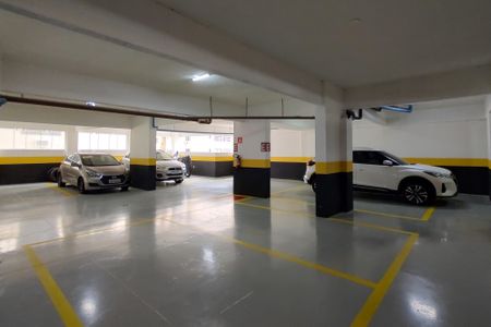 Apartamento para alugar com 105m², 2 quartos e 2 vagas Apartamento para alugar com 105m², 2 quartos e 2 vagasGaragem