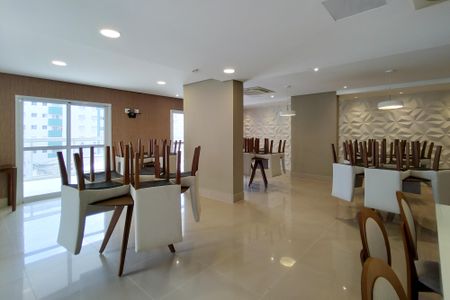 Apartamento para alugar com 105m², 2 quartos e 2 vagas Apartamento para alugar com 105m², 2 quartos e 2 vagasÁrea comum - Salão de festas