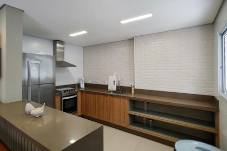 Apartamento para alugar com 105m², 2 quartos e 2 vagas Apartamento para alugar com 105m², 2 quartos e 2 vagasÁrea comum - Salão de festas