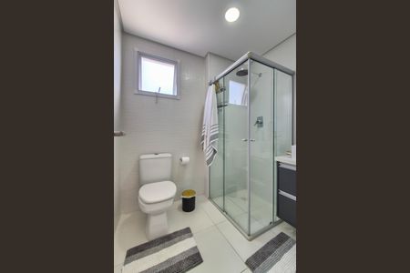 Apartamento para alugar com 105m², 2 quartos e 2 vagas Apartamento para alugar com 105m², 2 quartos e 2 vagasBanheiro da Suíte