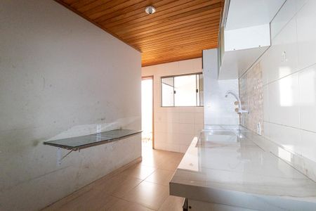 Casa para alugar com 64m², 3 quartos e 1 vaga Casa para alugar com 64m², 3 quartos e 1 vagaCozinha - Armários