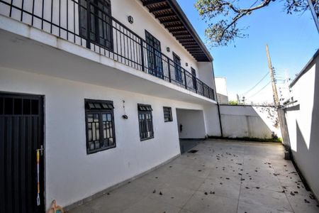 Casa à venda com 221m², 3 quartos e 3 vagasFoto 01