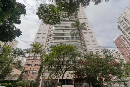 Apartamento à venda com 136m², 3 quartos e 2 vagasFachada