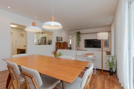 Sala de apartamento à venda com 3 quartos, 136m² em Campo Belo, São Paulo