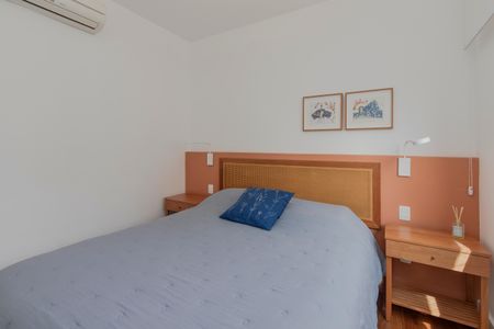 Apartamento à venda com 136m², 3 quartos e 2 vagasSuíte 1