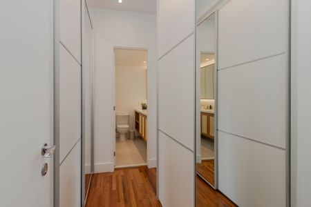 Apartamento à venda com 136m², 3 quartos e 2 vagasSuíte 1