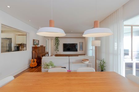 Apartamento à venda com 136m², 3 quartos e 2 vagasSala