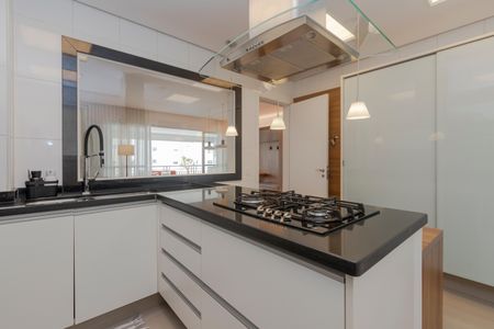 Apartamento à venda com 136m², 3 quartos e 2 vagasCozinha