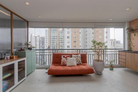 Apartamento à venda com 136m², 3 quartos e 2 vagasVaranda