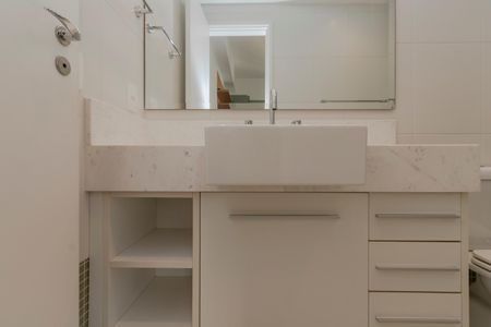 Apartamento à venda com 136m², 3 quartos e 2 vagasBanheiro da Suite 3