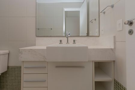 Apartamento à venda com 136m², 3 quartos e 2 vagasBanheiro da Suite 2