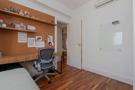 Apartamento à venda com 136m², 3 quartos e 2 vagasSuíte 3