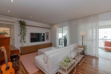 Apartamento à venda com 136m², 3 quartos e 2 vagasSala