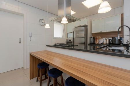 Apartamento à venda com 136m², 3 quartos e 2 vagasCozinha