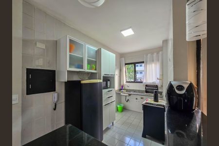Apartamento para alugar com 84m², 2 quartos e 2 vagas Apartamento para alugar com 84m², 2 quartos e 2 vagasCozinha