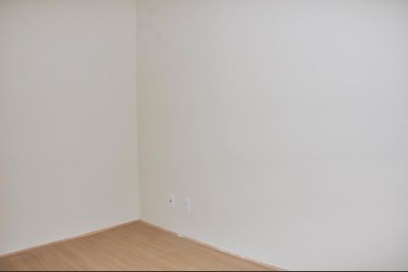 Apartamento para alugar com 38m², 2 quartos e sem vagaDetalhe - Quarto 01 com Banheiro Americano