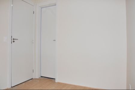 Apartamento para alugar com 38m², 2 quartos e sem vagaDetalhe - Quarto 01 com Banheiro Americano