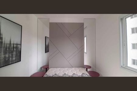 Apartamento para alugar com 37m², 2 quartos e sem vaga