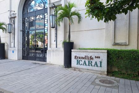 Apartamento à venda com 130m², 3 quartos e 1 vagaFachada