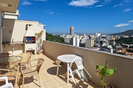 Apartamento à venda com 130m², 3 quartos e 1 vagaCobertura