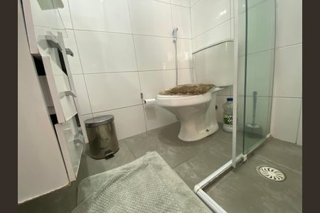 Apartamento à venda com 122m², 3 quartos e 1 vaga Apartamento à venda com 122m², 3 quartos e 1 vagaBanheiro Suíte