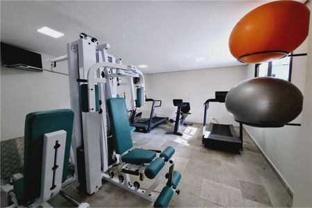 Apartamento à venda com 80m², 2 quartos e 1 vagaFoto 02