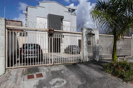 Apartamento para alugar com 180m², 3 quartos e 2 vagas Apartamento para alugar com 180m², 3 quartos e 2 vagasFachada