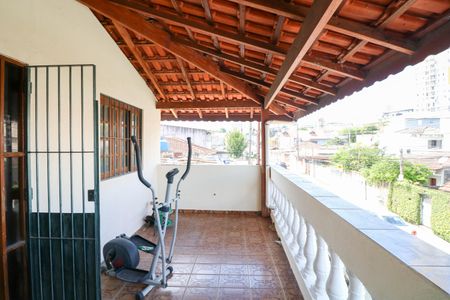 Casa à venda com 160m², 4 quartos e 2 vagasVaranda