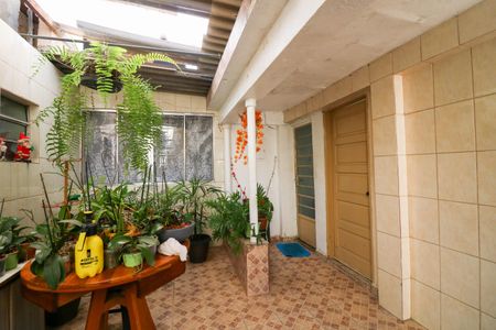 Casa à venda com 160m², 4 quartos e 2 vagasEdícula