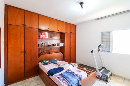 Casa à venda com 160m², 4 quartos e 2 vagasQuarto 1 Suíte