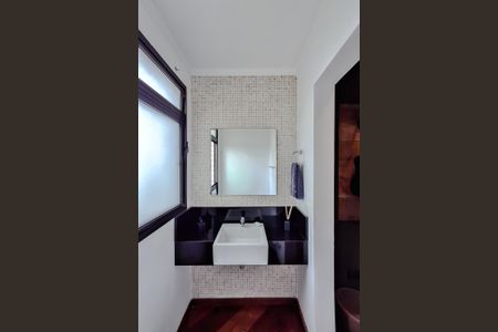 Apartamento à venda com 164m², 3 quartos e 3 vagasLavabo