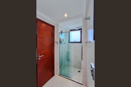 Apartamento à venda com 164m², 3 quartos e 3 vagasBanheiro da Suíte