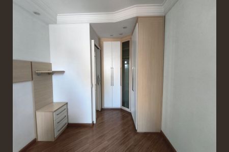 Quarto de apartamento à venda com 3 quartos, 71m² em Vila Lucia, São Paulo