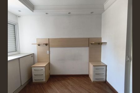 Apartamento à venda com 71m², 3 quartos e 2 vagasQuarto