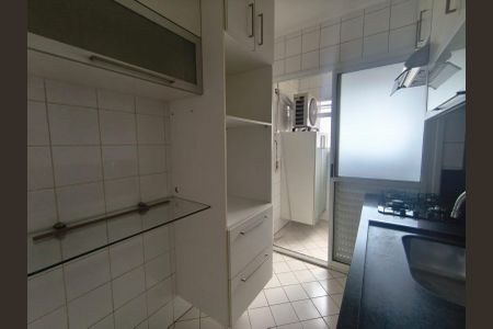Apartamento à venda com 71m², 3 quartos e 2 vagasCozinha