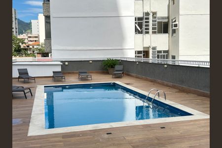 Apartamento à venda com 69m², 2 quartos e 1 vagaÁrea comum - Piscina