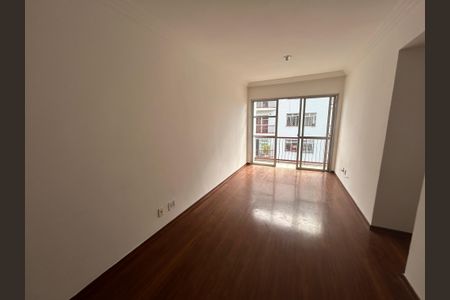 Apartamento à venda com 69m², 2 quartos e 1 vagaSala