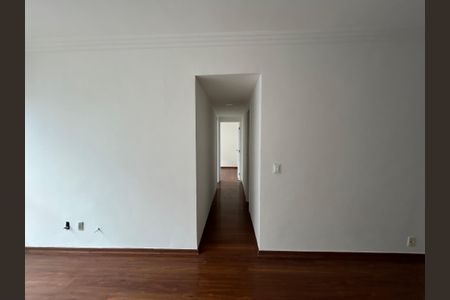 Apartamento à venda com 69m², 2 quartos e 1 vagaCorredor