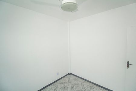 Quarto 1 de apartamento para alugar com 2 quartos, 58m² em Jardim Sulacap, Rio de Janeiro