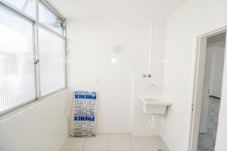 Apartamento para alugar com 58m², 2 quartos e sem vaga Apartamento para alugar com 58m², 2 quartos e sem vagaCozinha e Área de Serviço