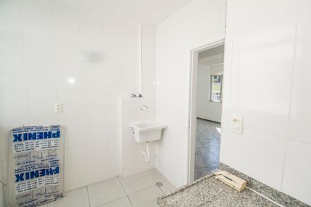 Apartamento para alugar com 58m², 2 quartos e sem vaga Apartamento para alugar com 58m², 2 quartos e sem vagaCozinha e Área de Serviço