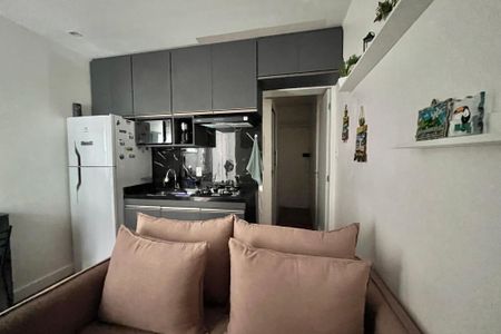 Sala/cozinha de apartamento para alugar com 1 quarto, 35m² em Copacabana, Rio de Janeiro