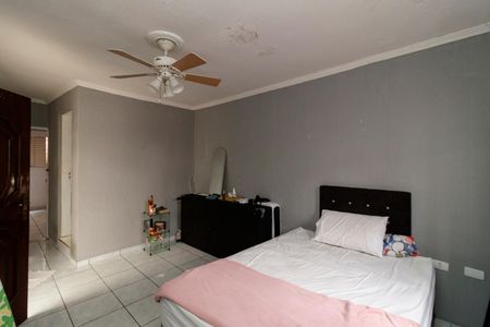 Casa à venda com 100m², 4 quartos e 1 vagaCasa 2 - Sala