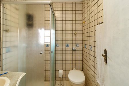 Casa à venda com 100m², 4 quartos e 1 vagaCasa 2 - Banheiro