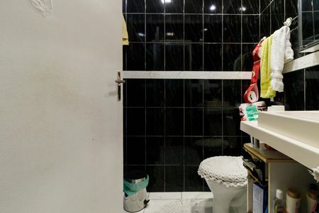 Casa à venda com 100m², 4 quartos e 1 vagaBanheiro